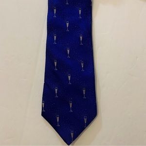 City of London Champagne Glass Tie